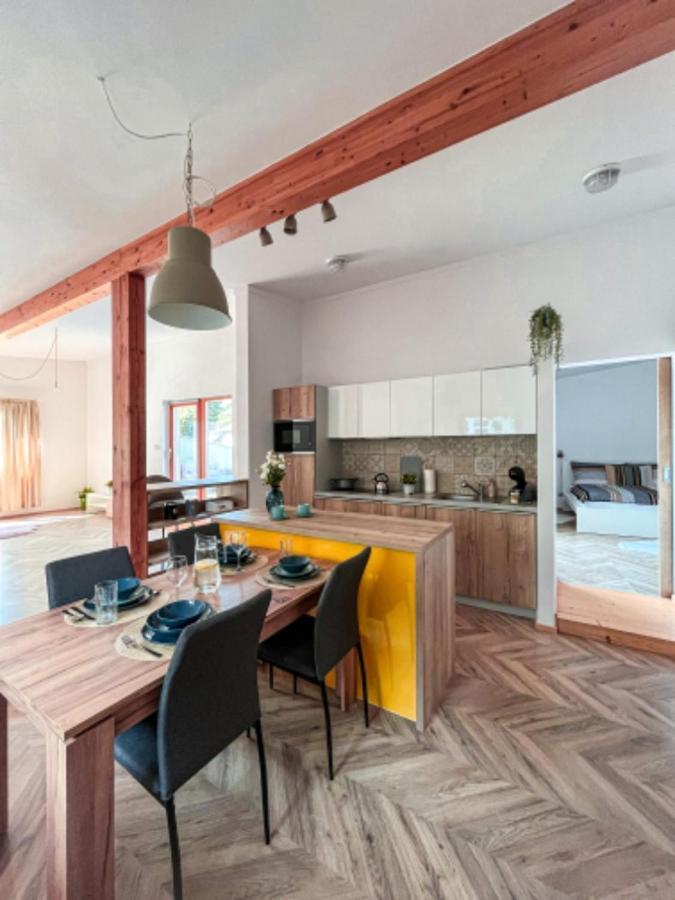 Apartman Niklan Рожнов-под-Радгоштєм Екстер'єр фото