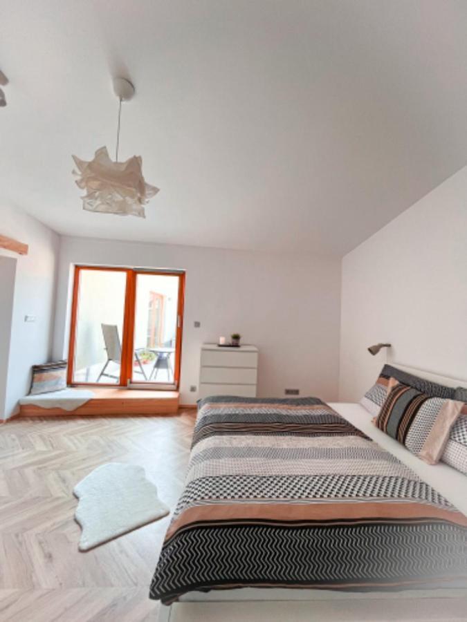 Apartman Niklan Рожнов-под-Радгоштєм Екстер'єр фото